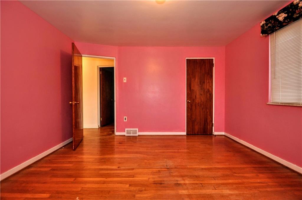 403 Hulton Road Verona, PA 15147 - Photo 17 of 24 Gallery Image 17