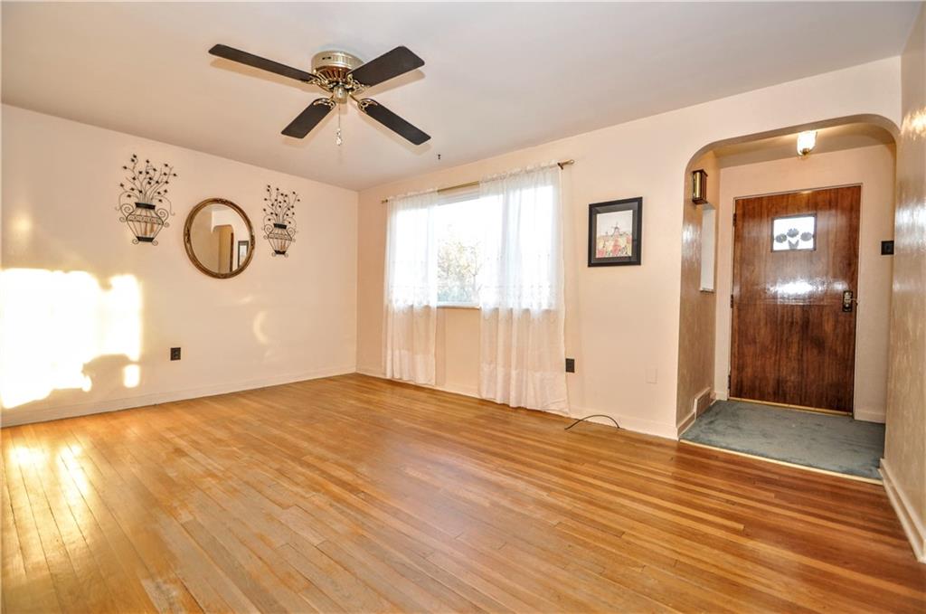 403 Hulton Road Verona, PA 15147 - Photo 8 of 24 Gallery Image 8