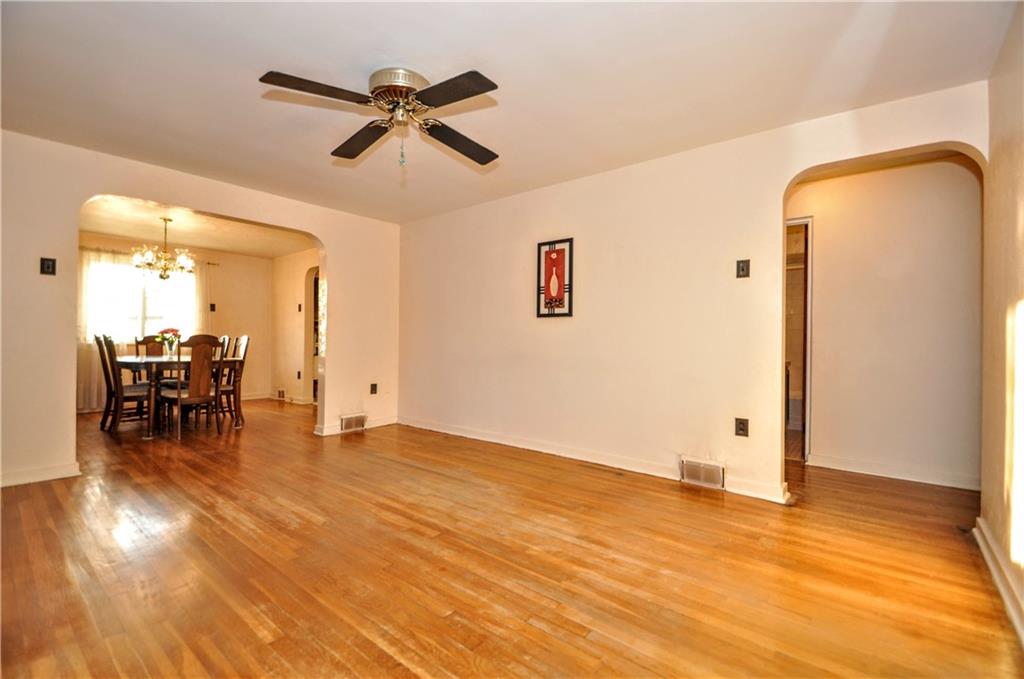 403 Hulton Road Verona, PA 15147 - Photo 10 of 24 Gallery Image 10
