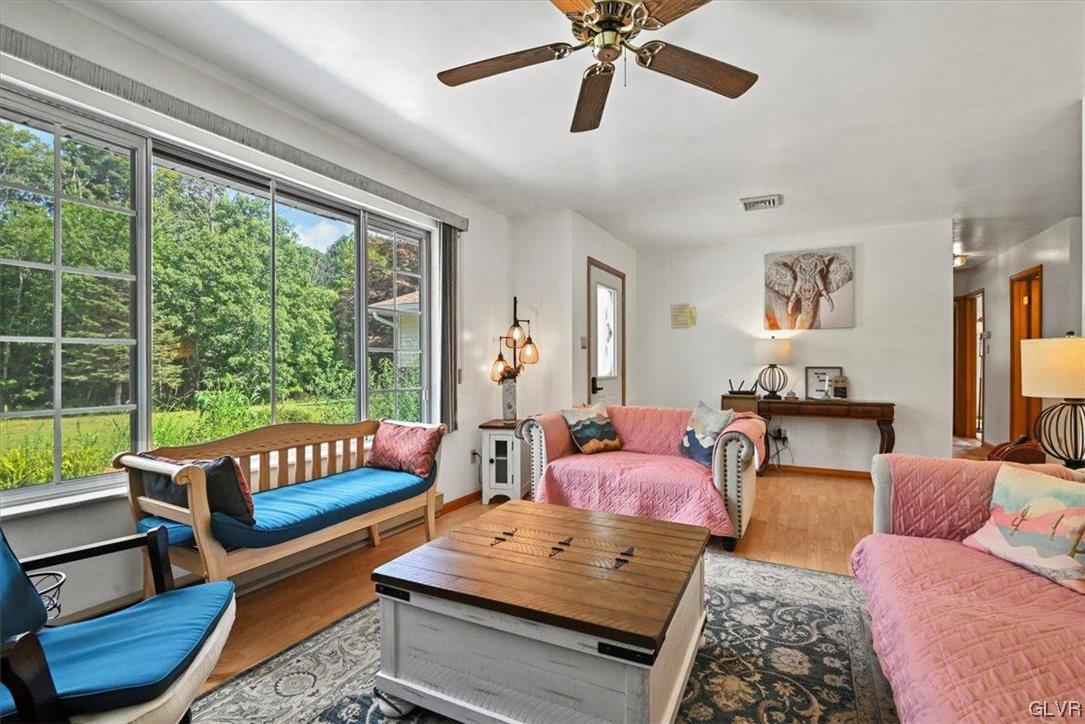 246 North Road Stroudsburg, PA 18360 - Photo 8 of 47 Gallery Image 8