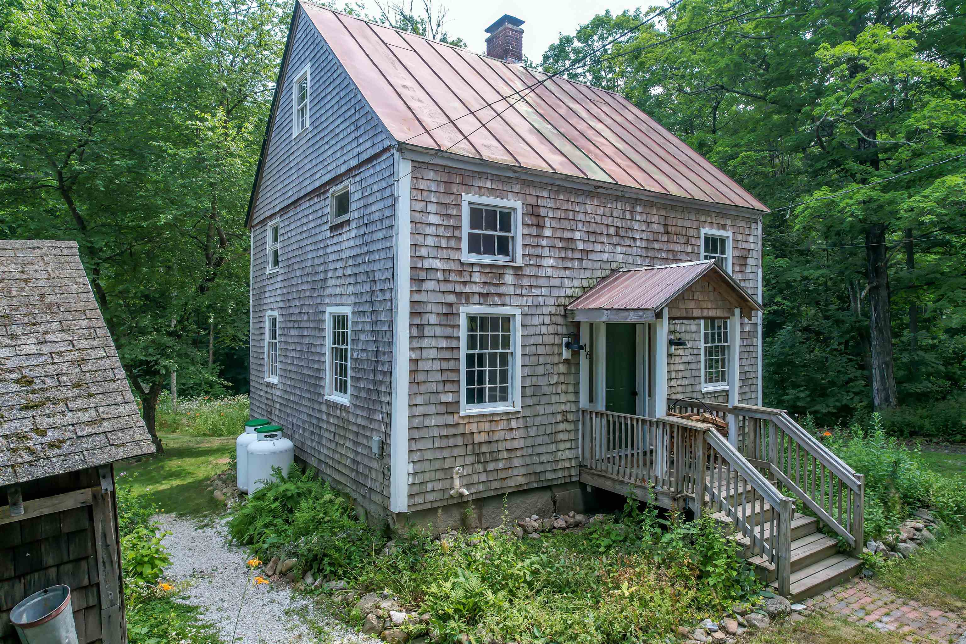 46 Temple Road Wilton, NH 03086 - Photo 2 of 40