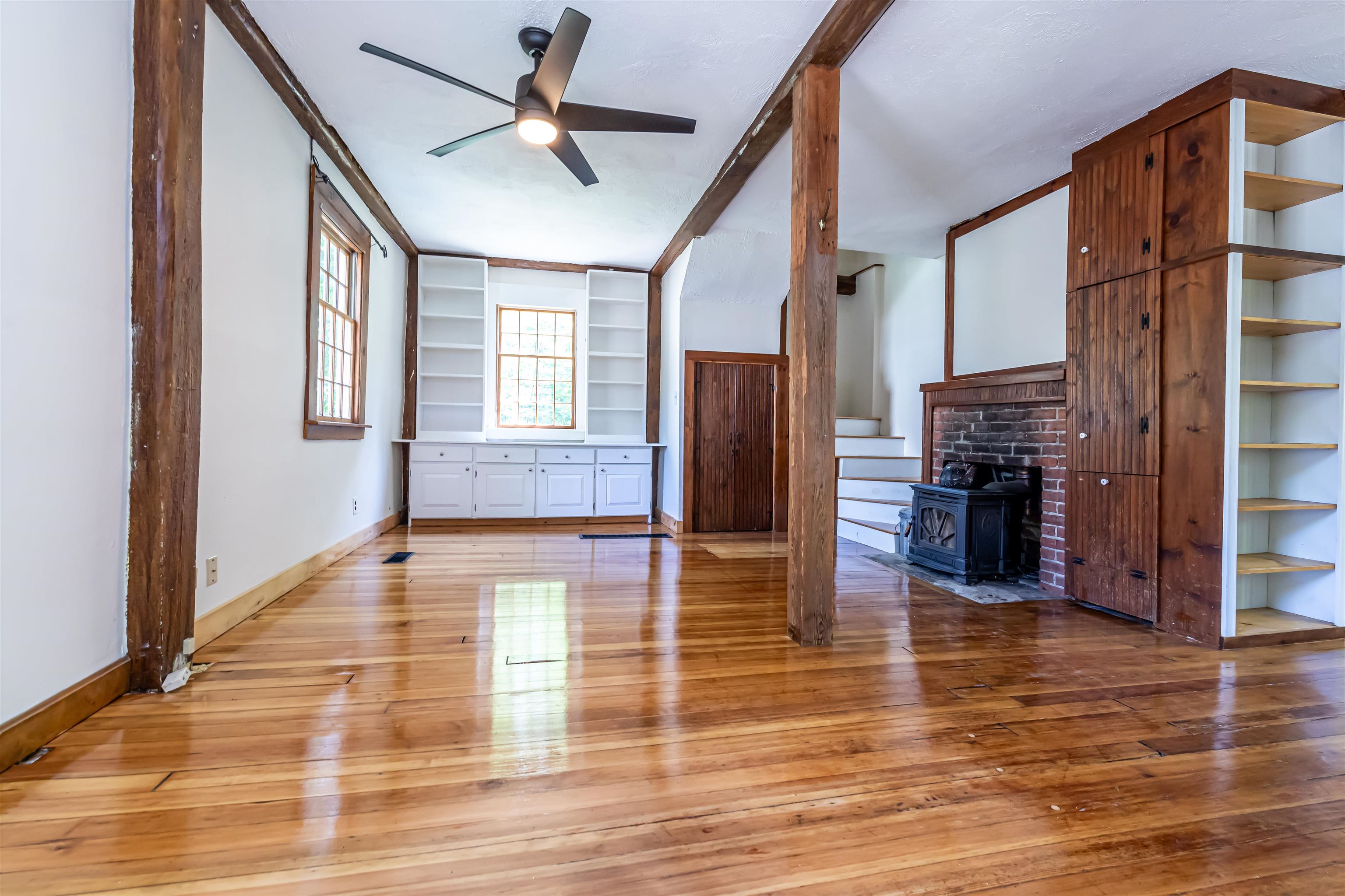 46 Temple Road Wilton, NH 03086 - Photo 3 of 40