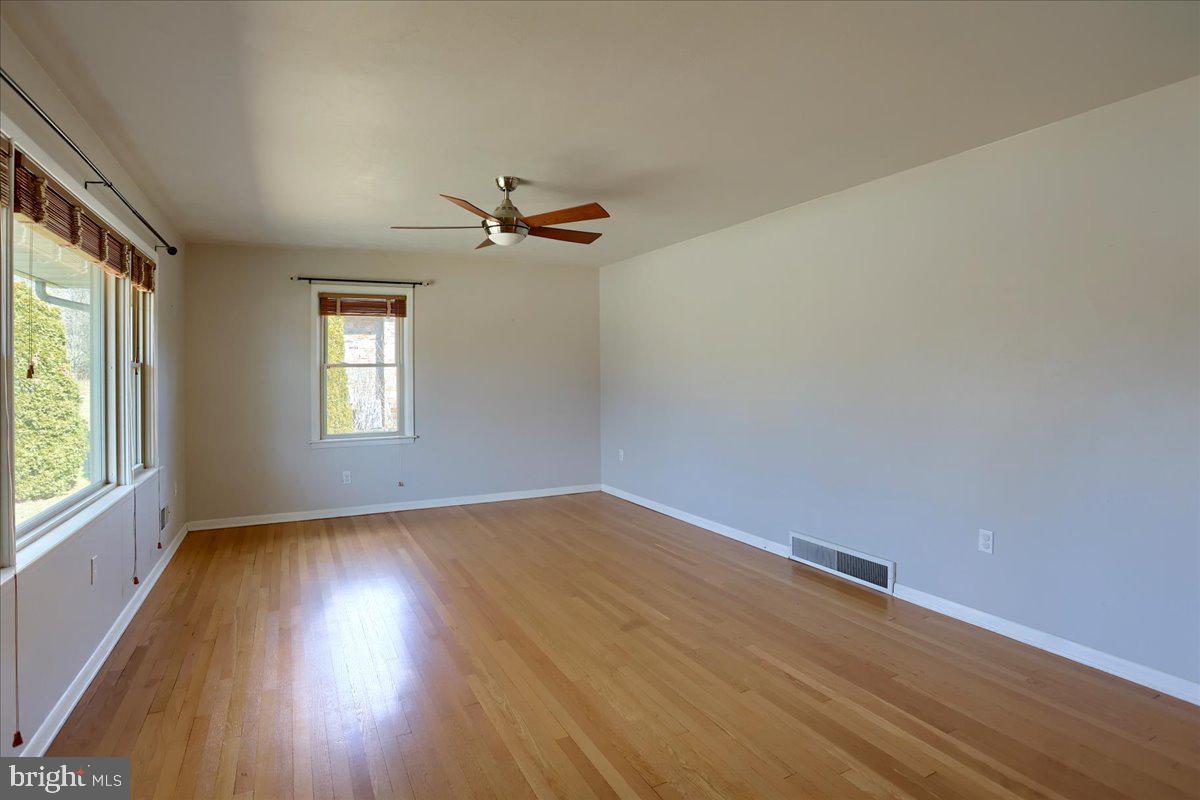 1240 William Street Hanover, PA 17331 - Photo 13 of 56 Gallery Image 13