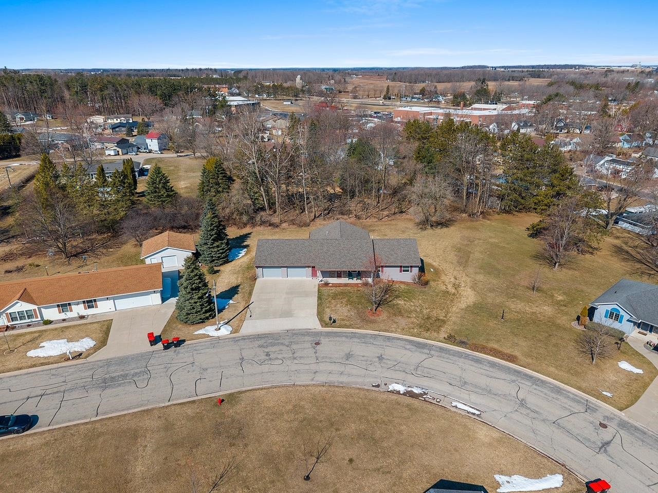 209 Ridgewood Drive Gillett, WI 54124 - Photo 22 of 29