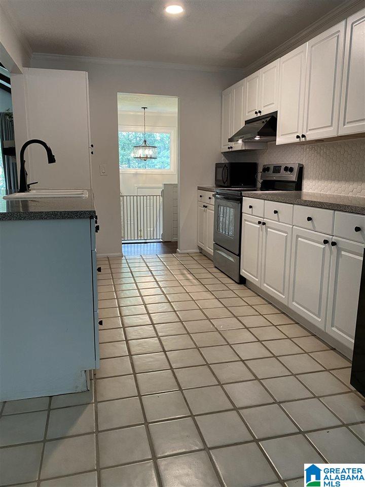 916 Colonial Drive Alabaster, AL 35007 - Photo 6 of 36