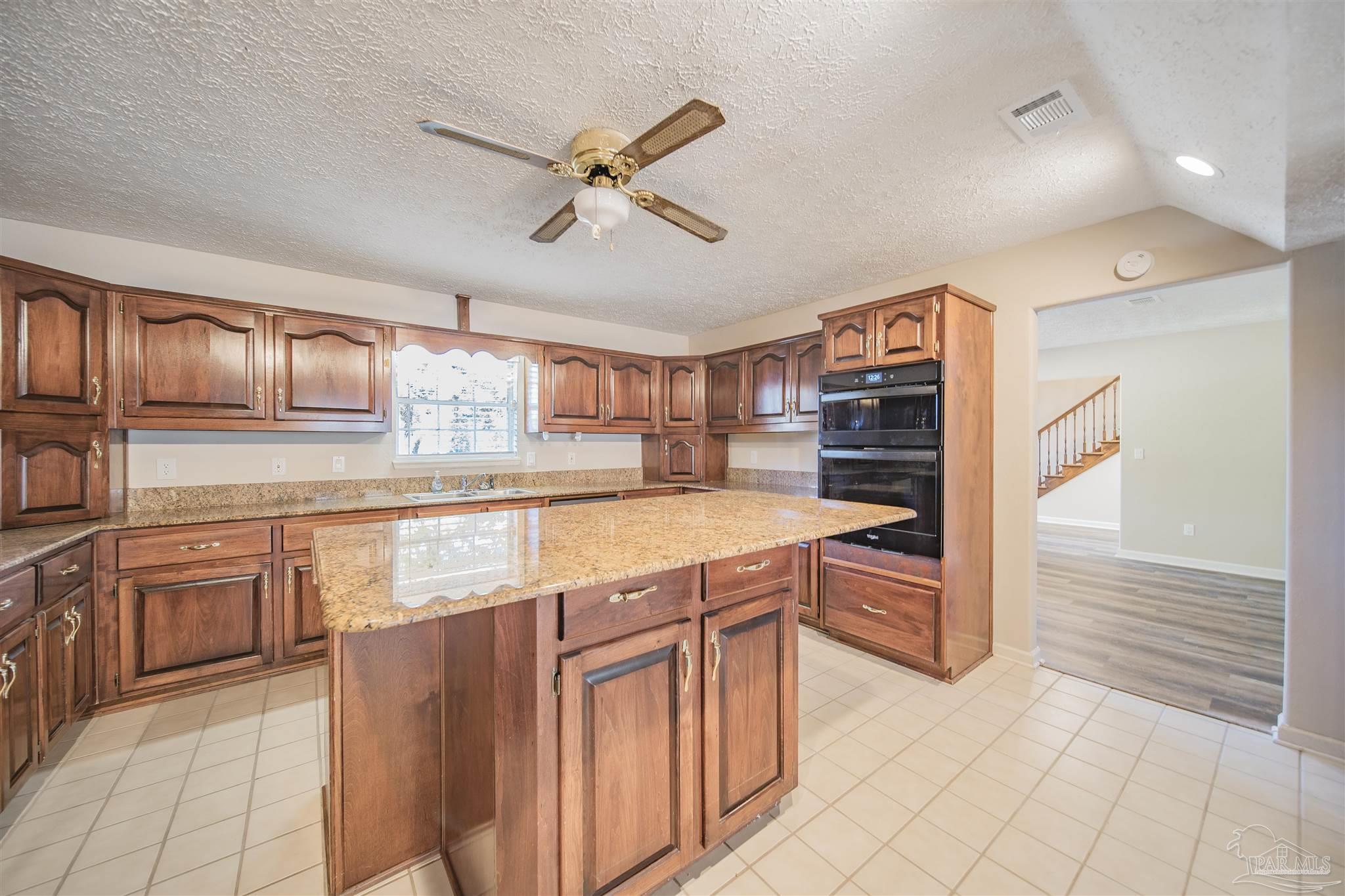 379 Tara Road Cantonment, FL 32533 - Photo 12 of 50 Gallery Image 12