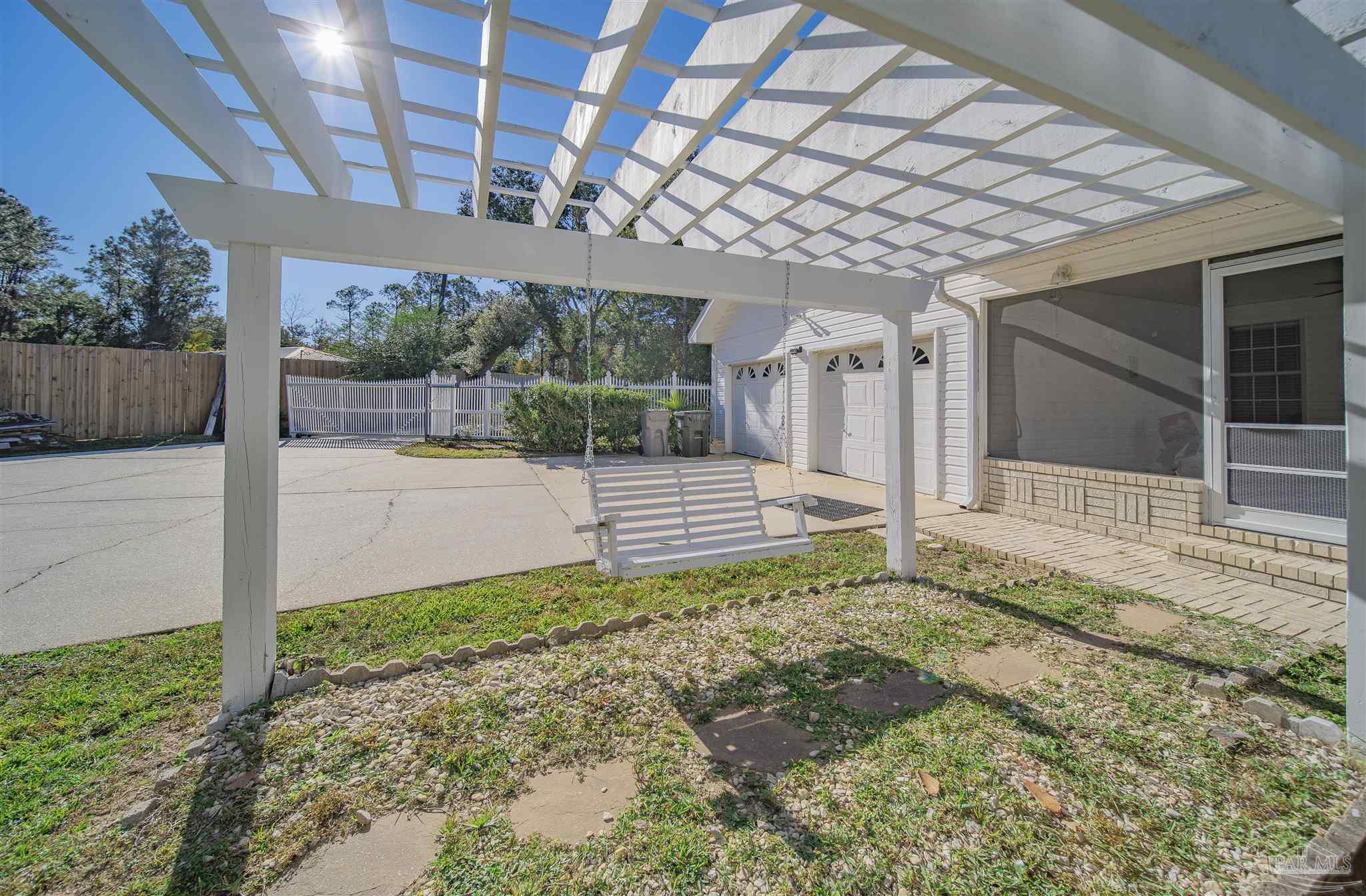 379 Tara Road Cantonment, FL 32533 - Photo 38 of 50 Gallery Image 38