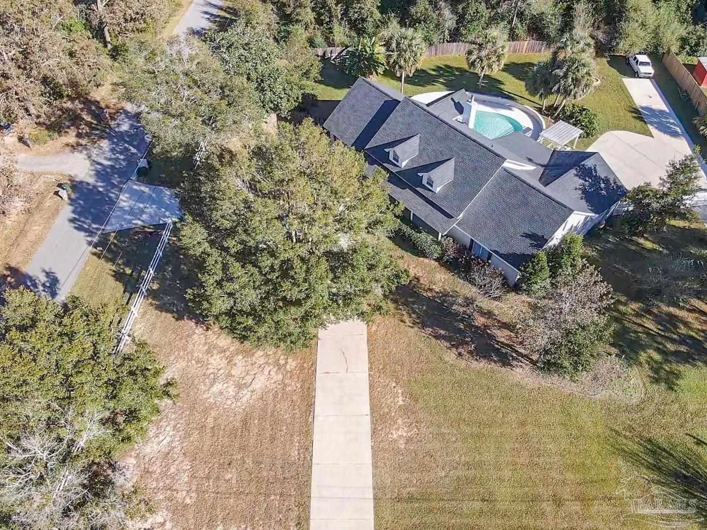 379 Tara Road Cantonment, FL 32533 - Photo 44 of 50 Gallery Image 44