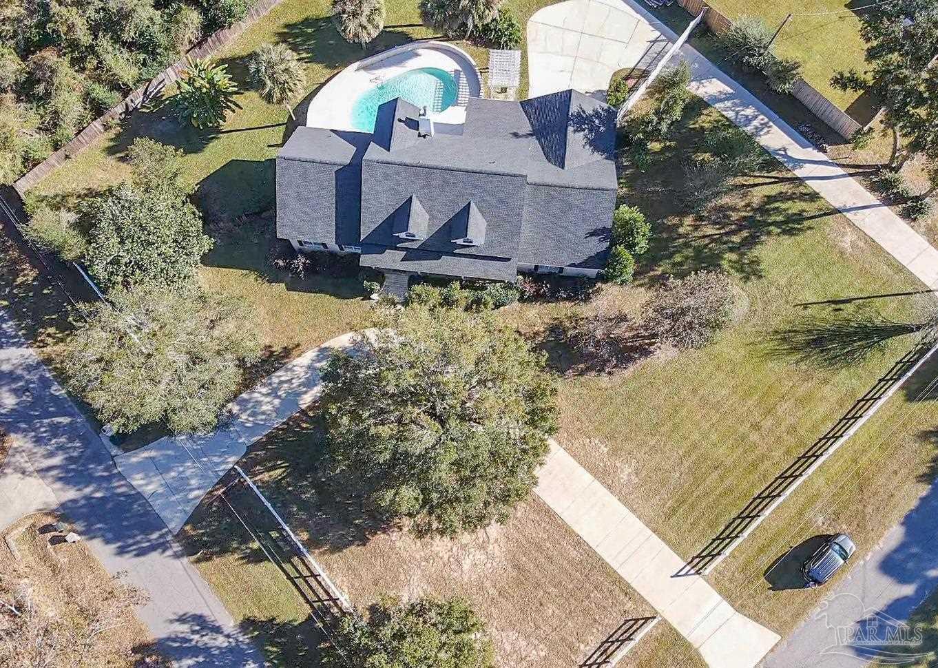 379 Tara Road Cantonment, FL 32533 - Photo 45 of 50 Gallery Image 45