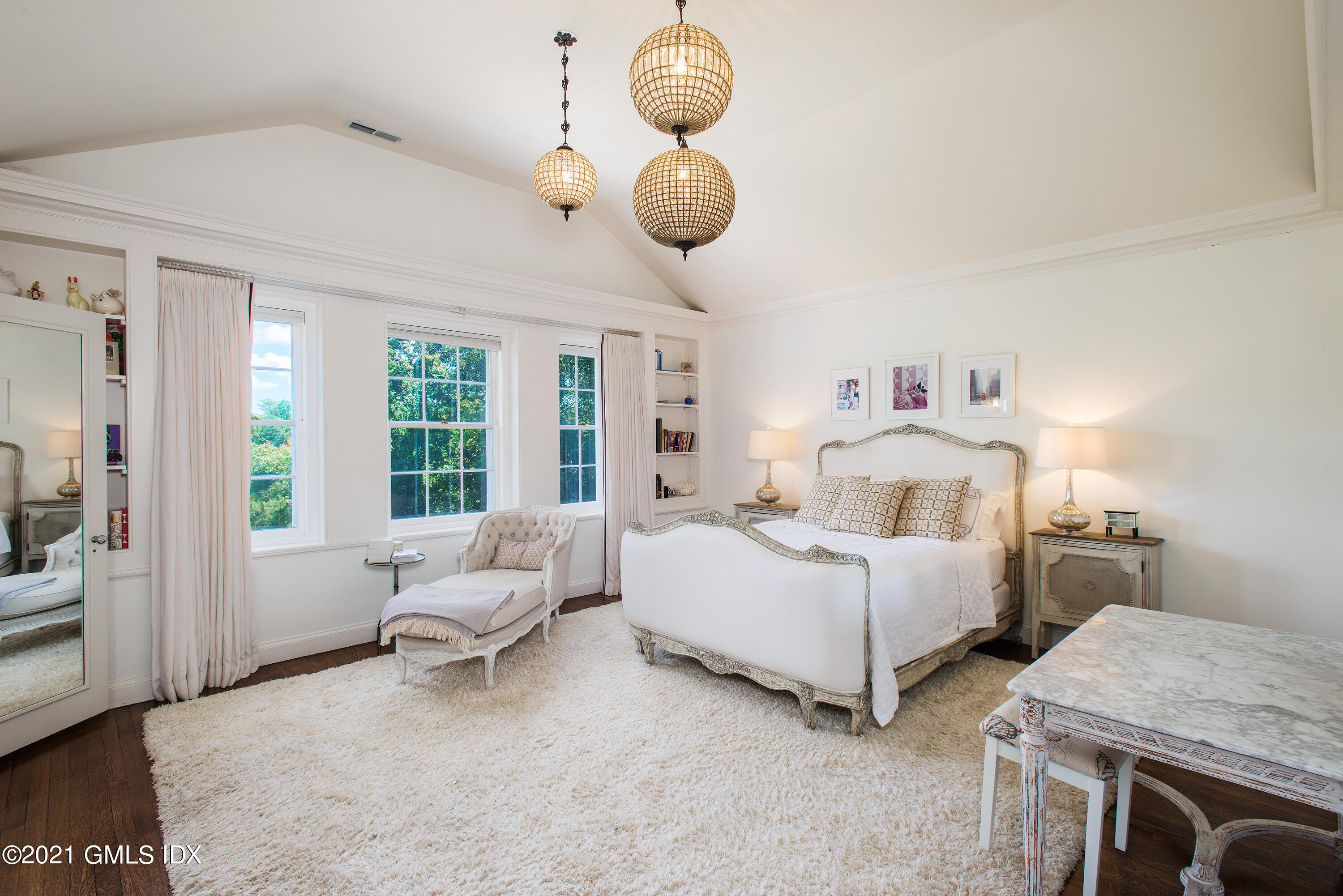 200 Clapboard Ridge Road Greenwich, CT 06831 - Photo 24 of 55 High Ceilings