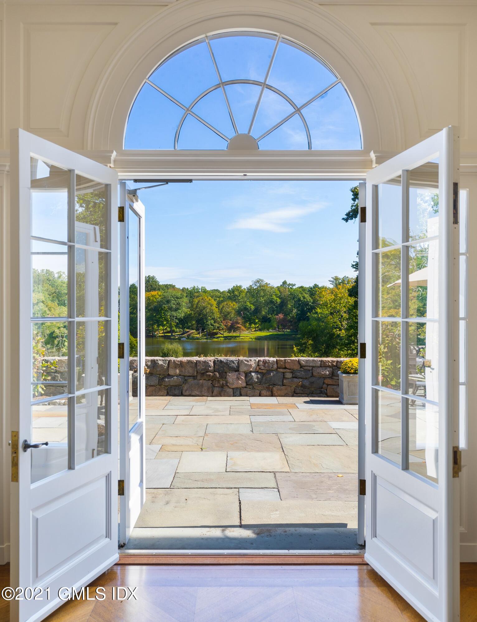 200 Clapboard Ridge Road Greenwich, CT 06831 - Photo 4 of 55 Lake Views