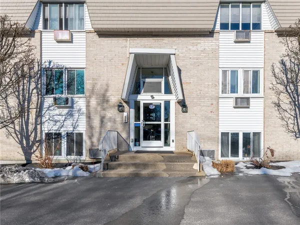 $349,000 | 4430 Post Road, Unit 62E, Warwick, RI 02818