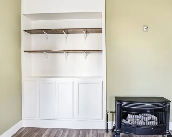 $2,150 | 23 Lexington Street, Unit 1, Fall River, MA 02723