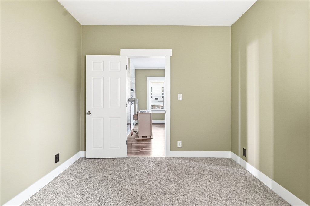 23 Lexington Street, Unit 1 Fall River, MA 02723 - Photo 26 of 36