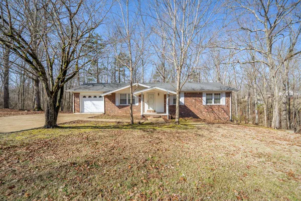$249,999 | 705 Hurricane Hill Drive, Waynesboro, TN 38485