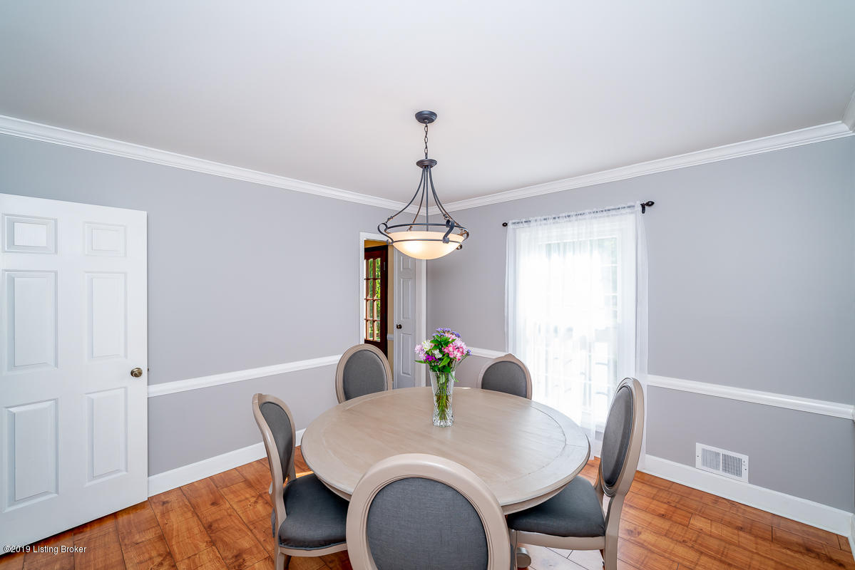 5704 Timber Ridge Drive Prospect, KY 40059 - Photo 8 of 43 5704 Timber Ridge Dr Prospect-12