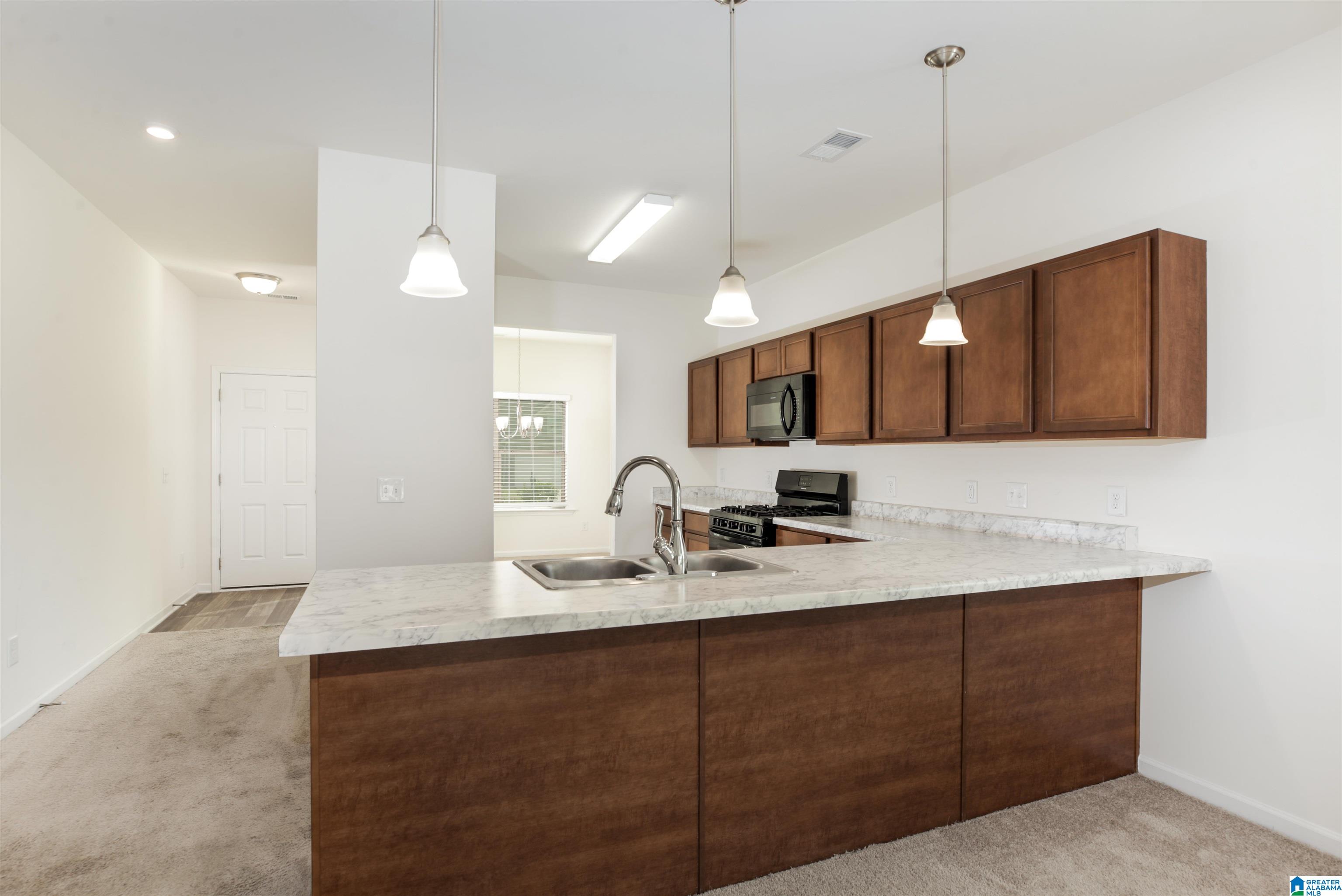 303 Shepherds Loop Jasper, AL 35504 - Photo 3 of 39