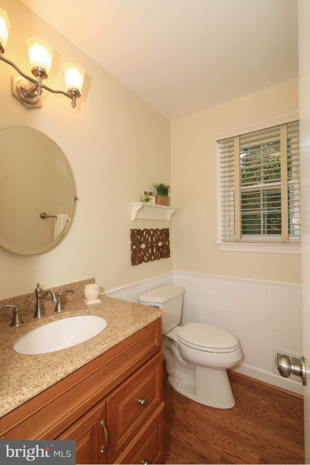 6705 Red Jacket Road Springfield, VA 22152 - Photo 14 of 30 Powder Room - Main Level