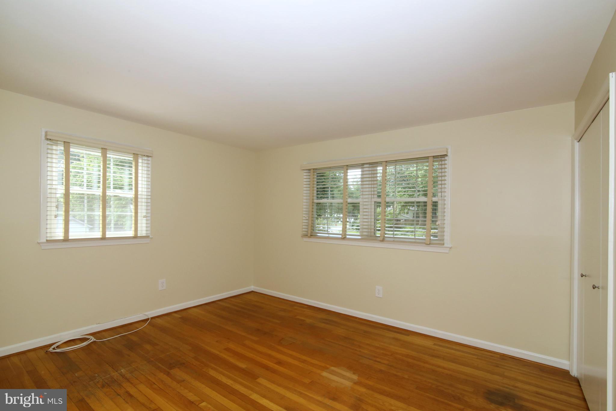 6705 Red Jacket Road Springfield, VA 22152 - Photo 19 of 30 Bedroom 2