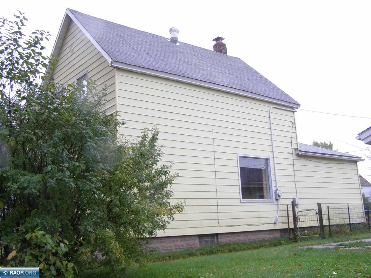 222 North 3rd Avenue Virginia, MN 55792 - Photo 2 of 10