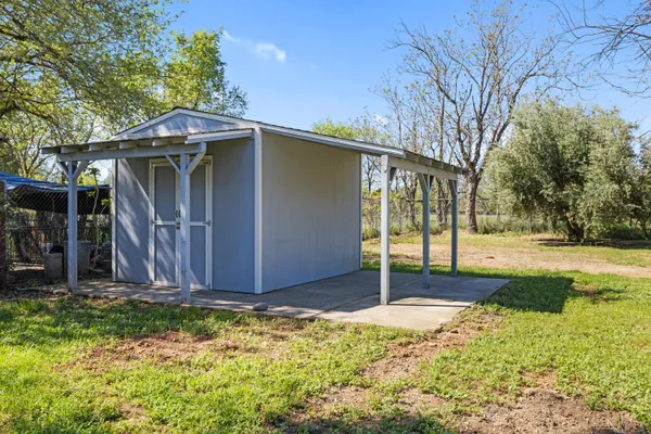 $415,000 | 5142 Huntington Drive, Redding, CA 96002