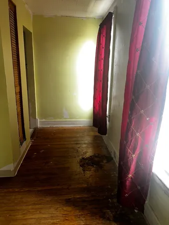 a view of walk in closet