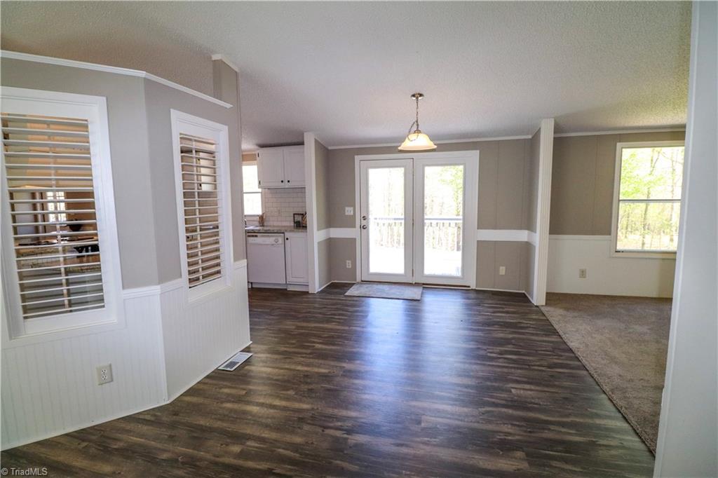 367 Smothers Road Madison, NC 27025 - Photo 5 of 30