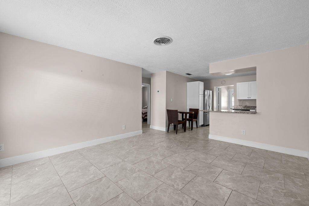 722 Granada Street, Unit A Fort Pierce, FL 34949 - Photo 2 of 54 428A5079