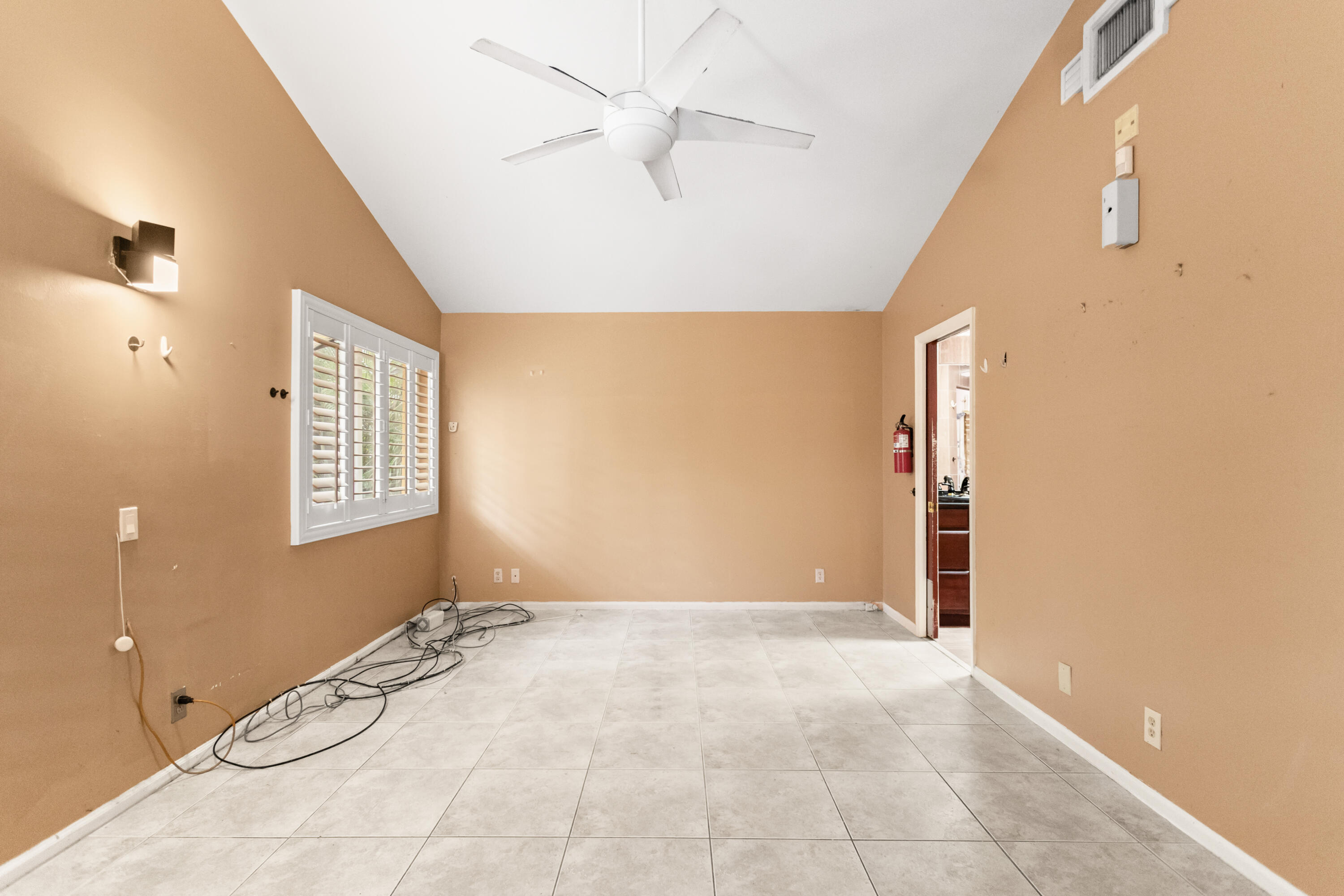 330 Prairie Rose Lane Boca Raton, FL 33487 - Photo 16 of 72 585A2373