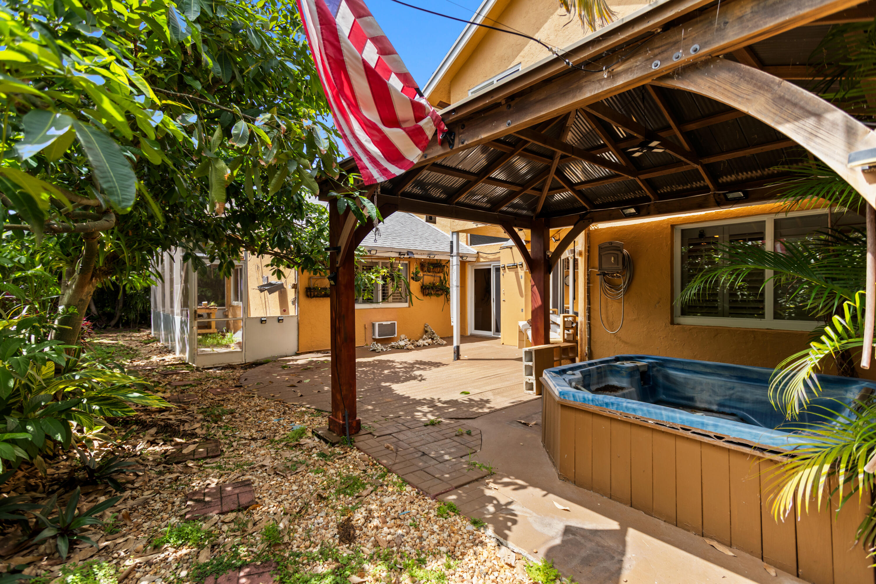 330 Prairie Rose Lane Boca Raton, FL 33487 - Photo 57 of 72 585A2573