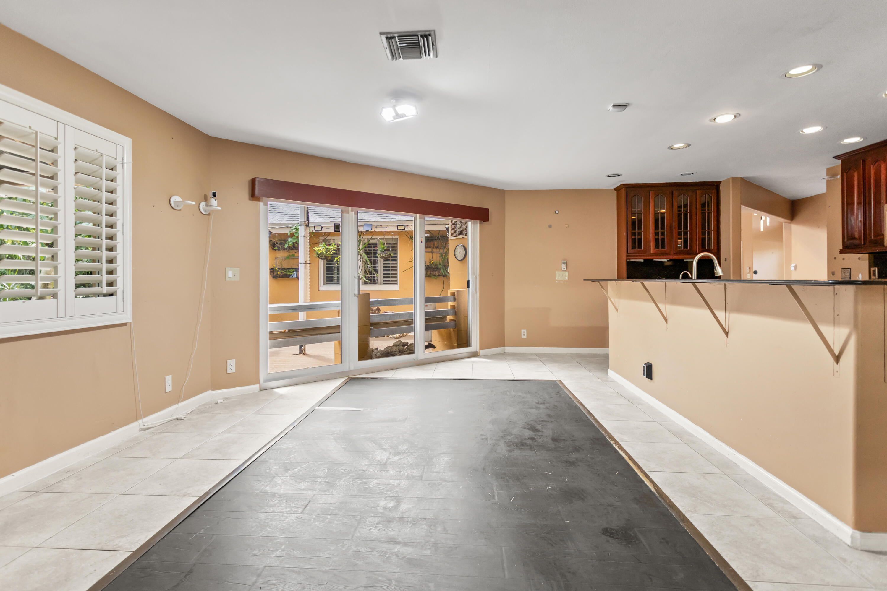 330 Prairie Rose Lane Boca Raton, FL 33487 - Photo 68 of 72 585A2637