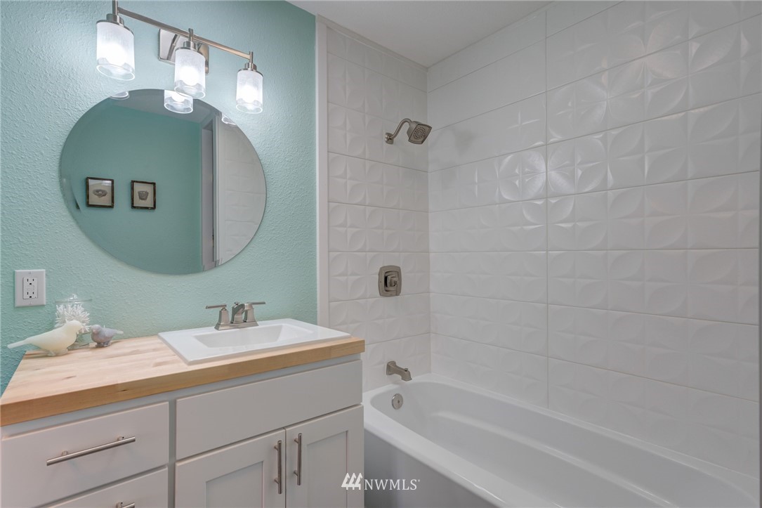 8161 Harborview Road Birch Bay, WA 98230 - Photo 11 of 25 Gallery Image 11