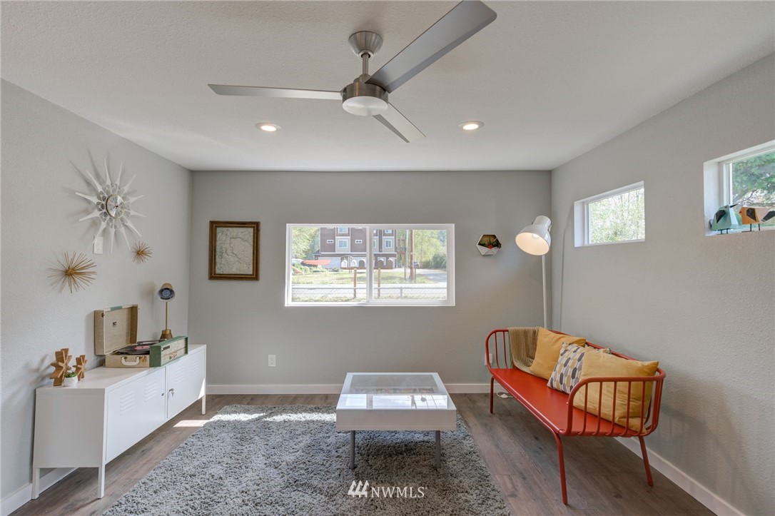 8161 Harborview Road Birch Bay, WA 98230 - Photo 7 of 25 Gallery Image 7
