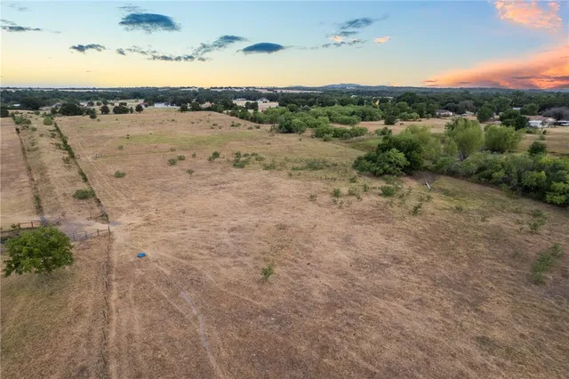 $495,000 | 318 Wildbird Lane, Axtell, TX 76624