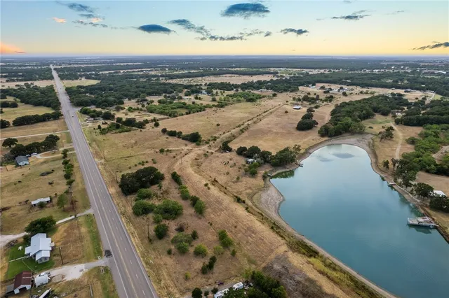 $495,000 | 318 Wildbird Lane, Axtell, TX 76624