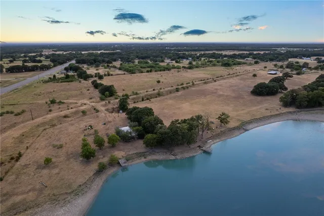 $495,000 | 318 Wildbird Lane, Axtell, TX 76624
