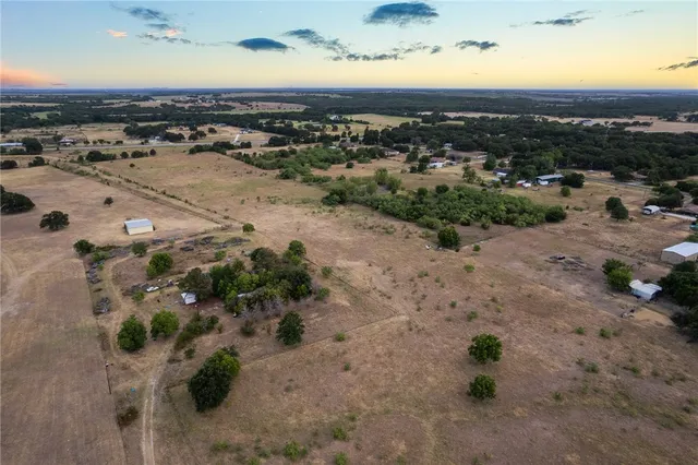 $495,000 | 318 Wildbird Lane, Axtell, TX 76624