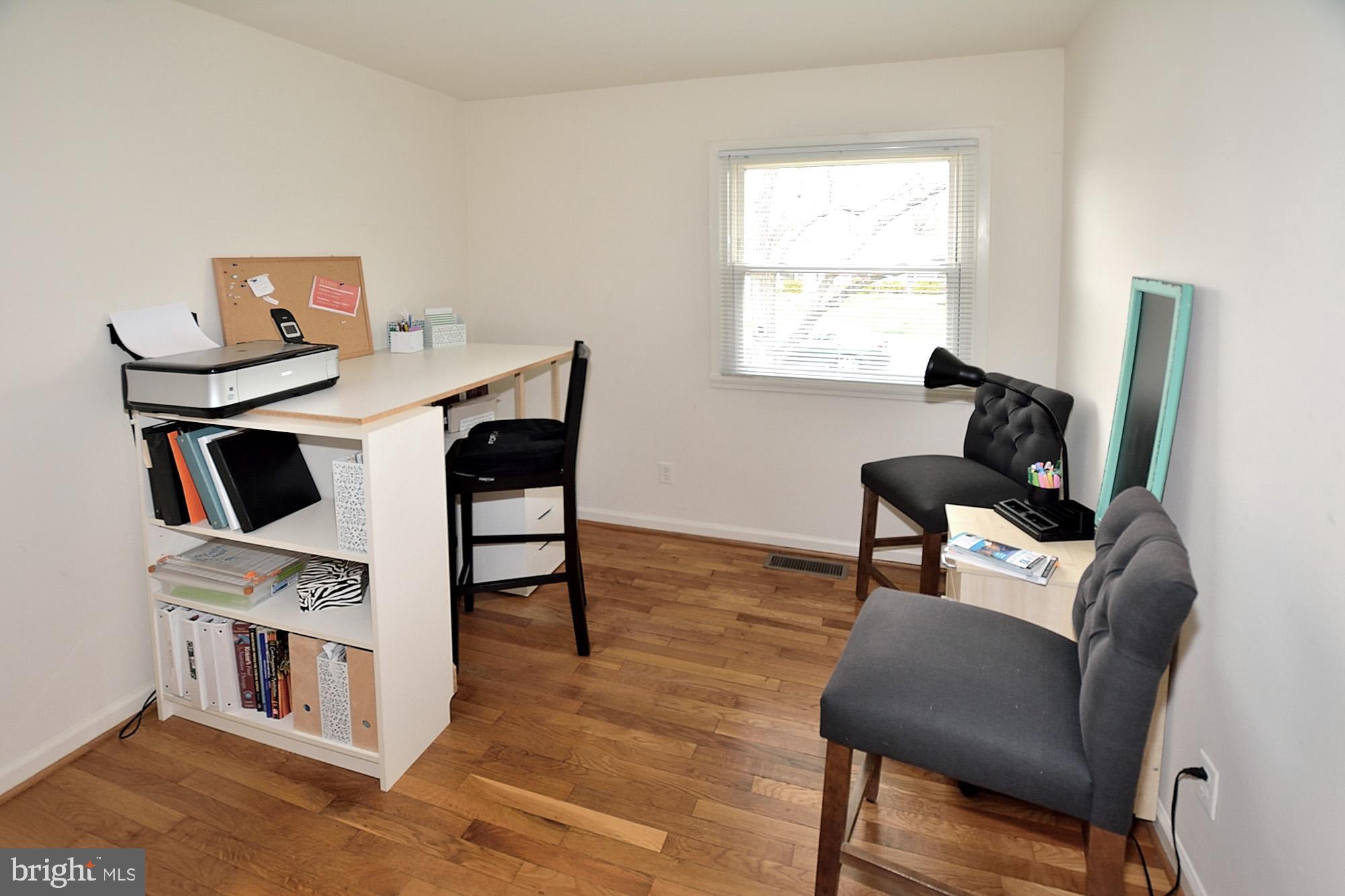 227 West Ash Road Sterling, VA 20164 - Photo 15 of 39 BR 3 used as office