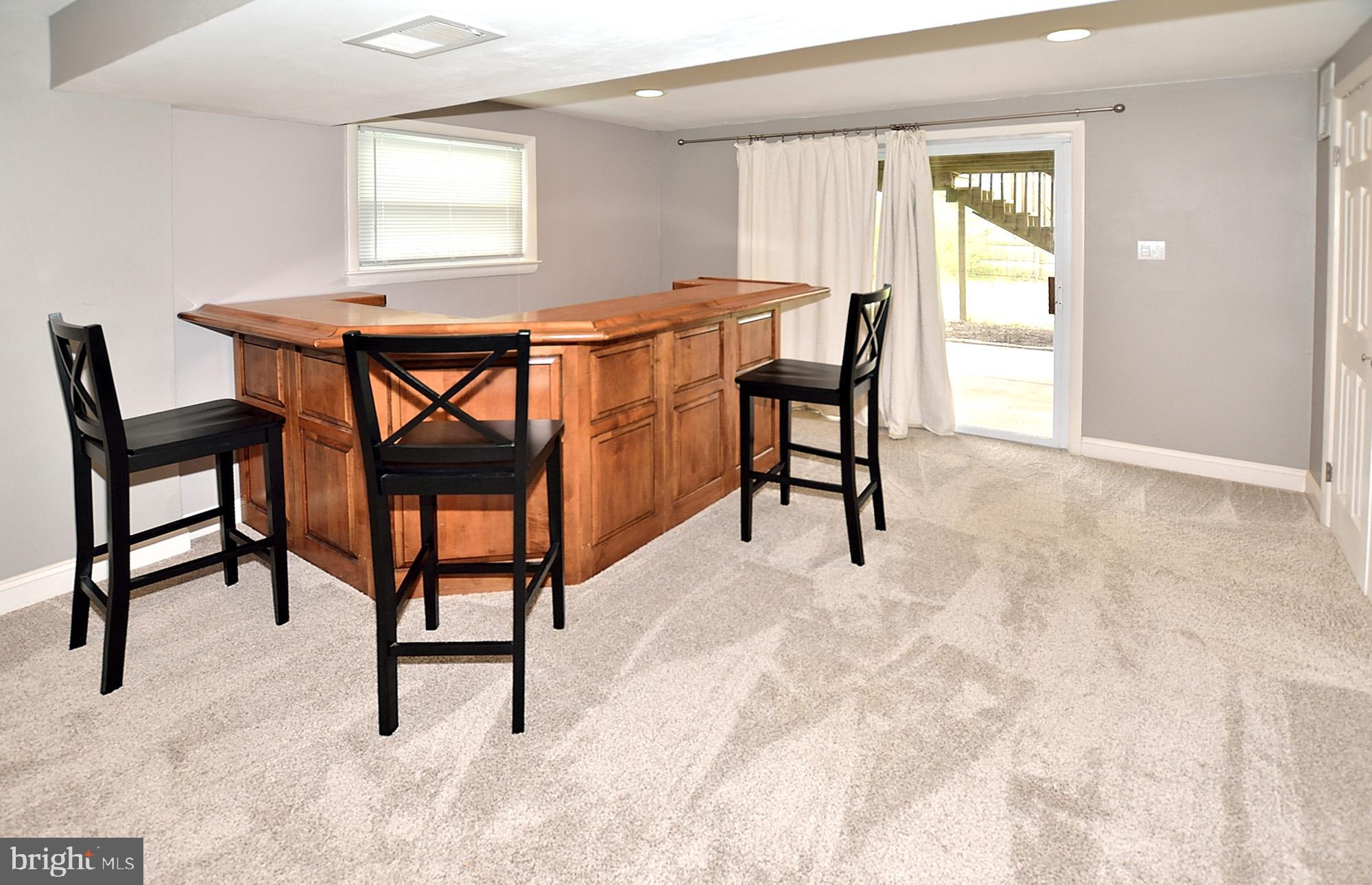 227 West Ash Road Sterling, VA 20164 - Photo 24 of 39 Gallery Image 24