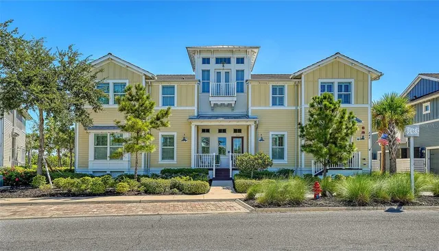 $749,000 | 343 Compass Point Drive, Unit 201, Bradenton, FL 34209