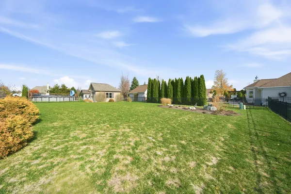 $830,000 | 202 Dutch Street, Sandwich, IL 60548