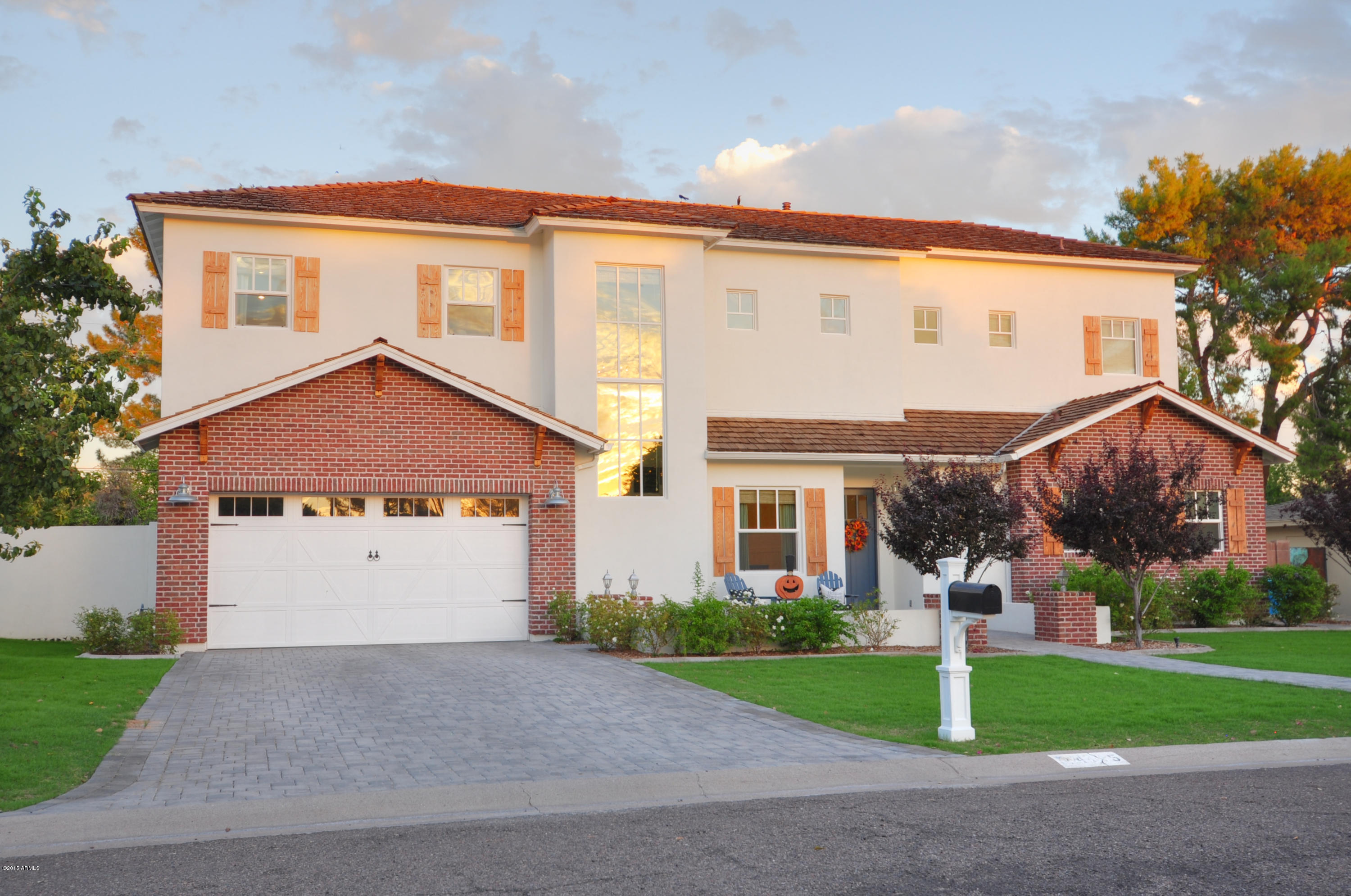 4115 North 57th Street Phoenix, AZ 85018 - Photo 2 of 51 DSC_0965