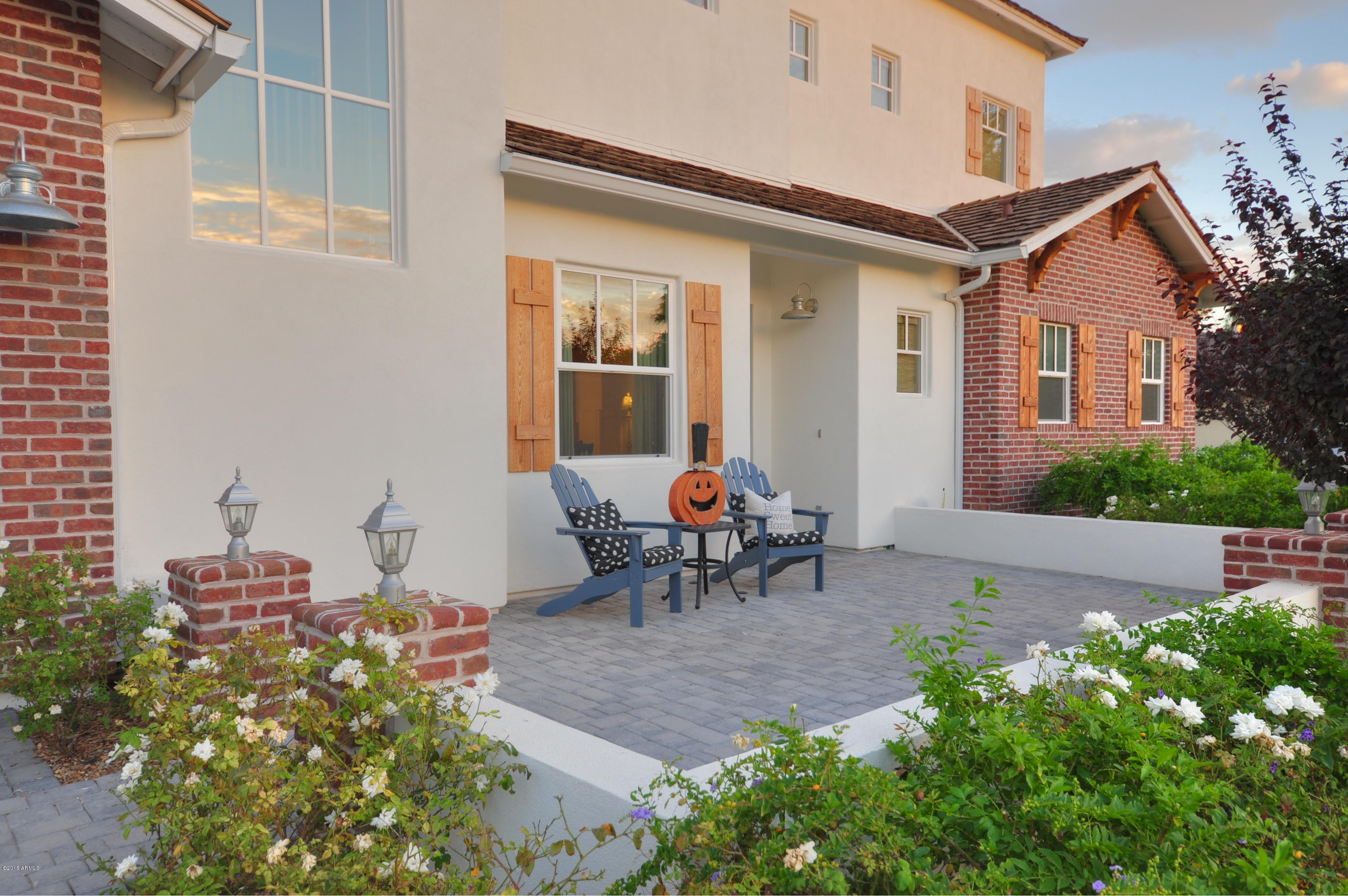 4115 North 57th Street Phoenix, AZ 85018 - Photo 3 of 51 DSC_0974