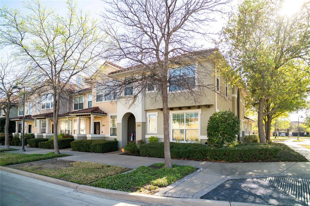 6851 Verde Irving, TX 75039 - Photo 4 of 40 a front view of a house with garden