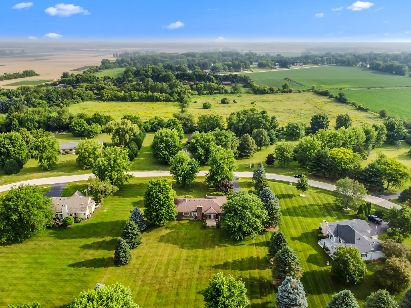 23201 Norma Lane Harvard, IL 60033 - Photo 20 of 24 a view of a city