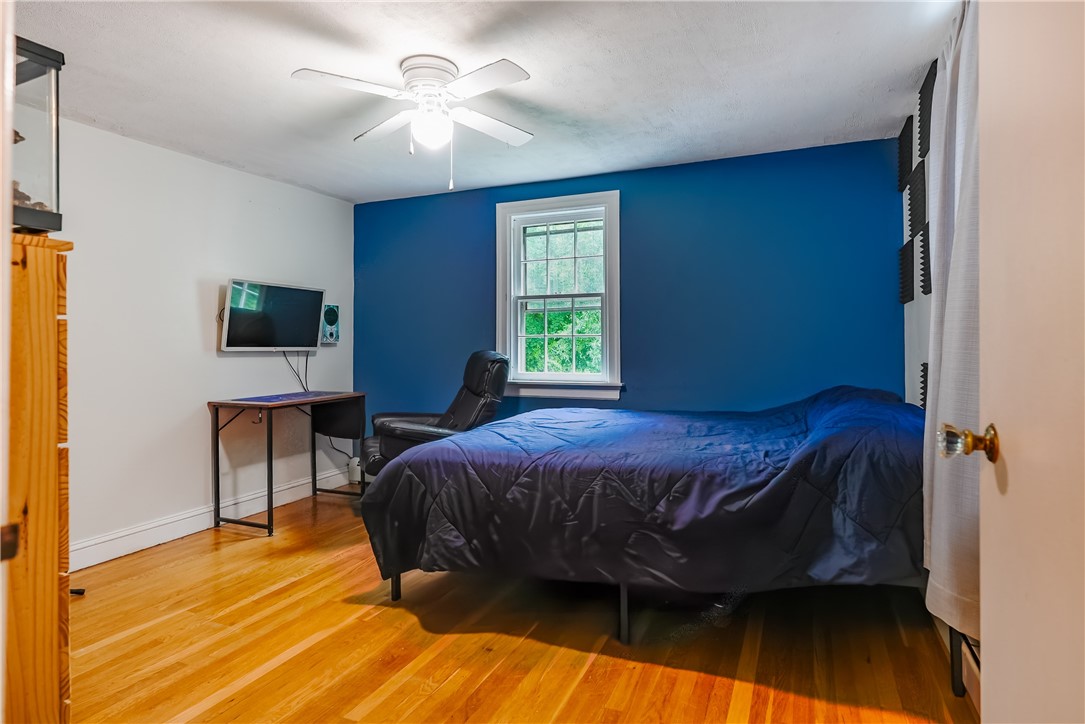 61 Knotty Oak Road Coventry, RI 02816 - Photo 12 of 31
