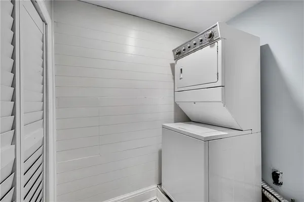 $525,000 | 860 Waterbrook Court, Roswell, GA 30076