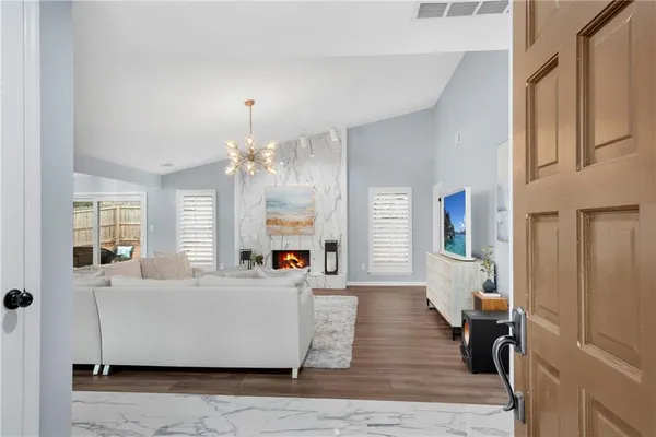 $525,000 | 860 Waterbrook Court, Roswell, GA 30076