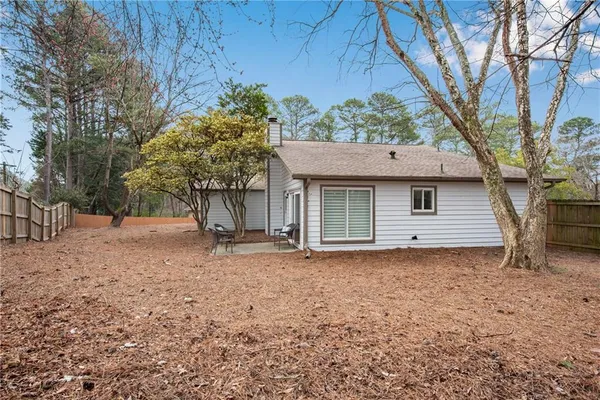 $525,000 | 860 Waterbrook Court, Roswell, GA 30076
