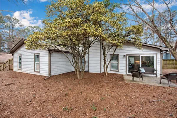 $525,000 | 860 Waterbrook Court, Roswell, GA 30076